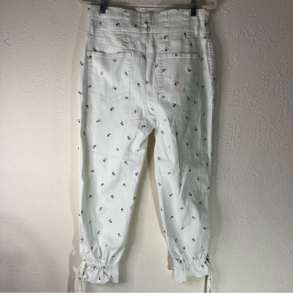 Something Navy Sylvia High Waisted Floral Embroidered Tie Ankle Jeans in White - Picture 8 of 12
